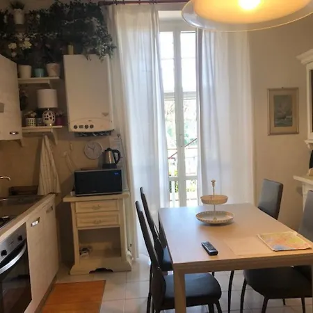 Апартаменти Cinque Terre Way *