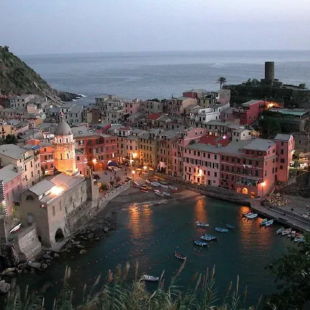 Апартаменти Cinque Terre Way Ла-Спеція